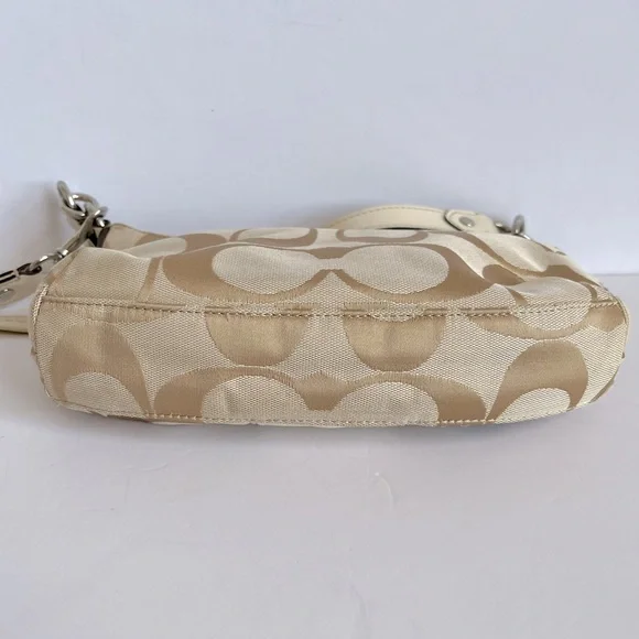 Coach Cream and Tan Shoulder Bag - Picture 4 of 11